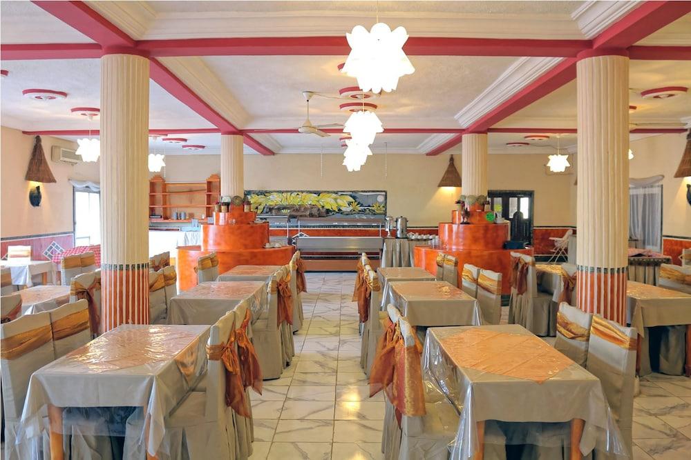 Palm Beach Hotel Kotu Zewnętrze zdjęcie