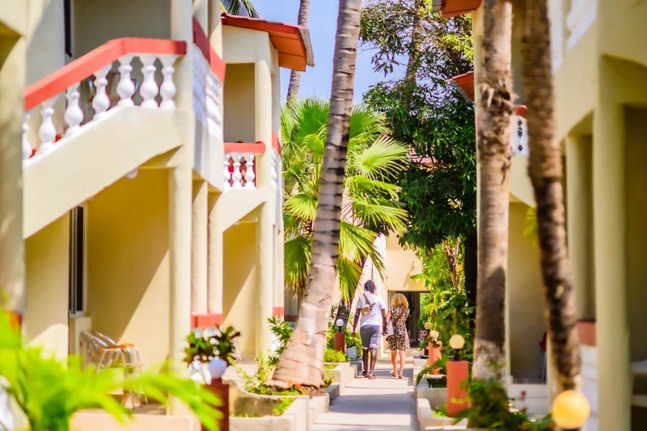 Palm Beach Hotel Kotu Zewnętrze zdjęcie