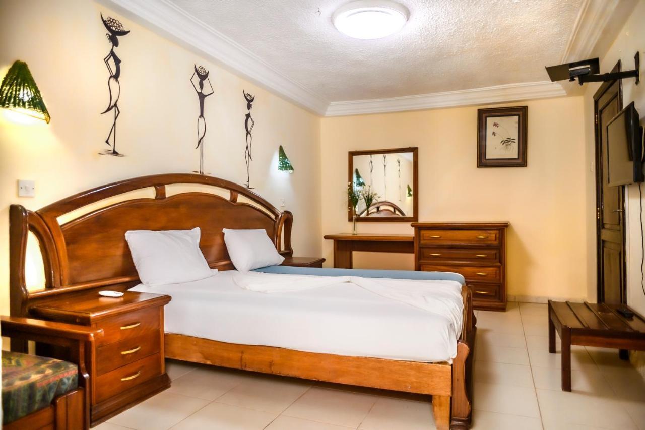 Palm Beach Hotel Kotu Zewnętrze zdjęcie